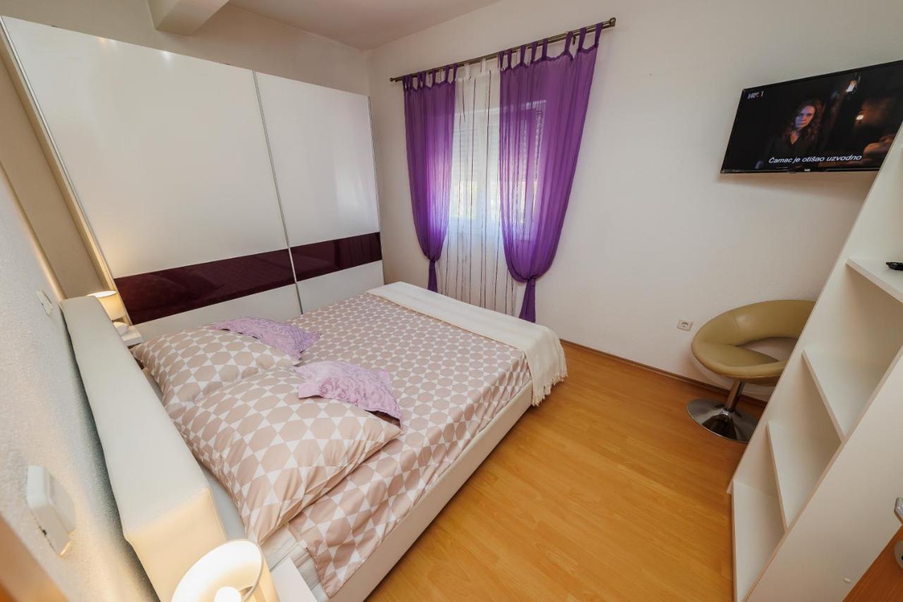 Apartman Marija Kastela Exterior photo